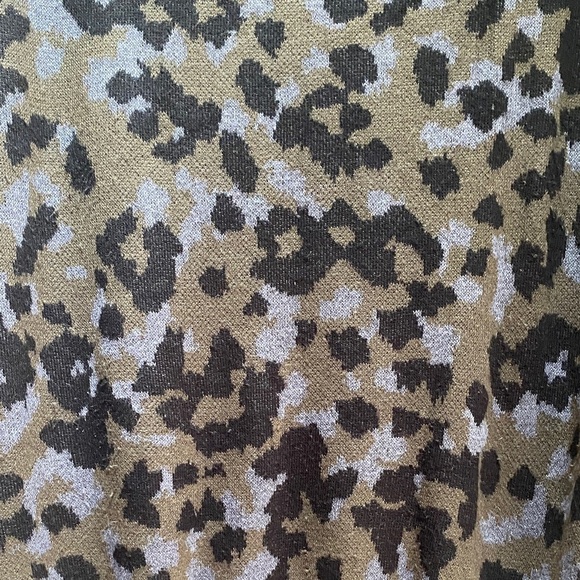 Anthropologie Olive Green/Lavender Animal Print Knit Crewneck Sweater, Size M - Picture 3 of 7